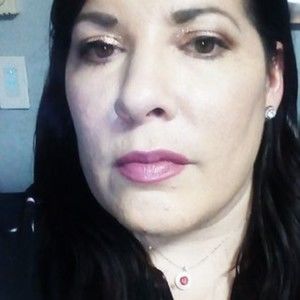 Meet your Posher, Alana